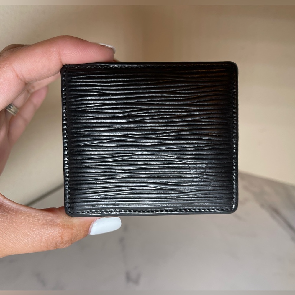 LOUIS VUITTON BLACK EPI PORTE-MONNAIE BOITE COIN BOX